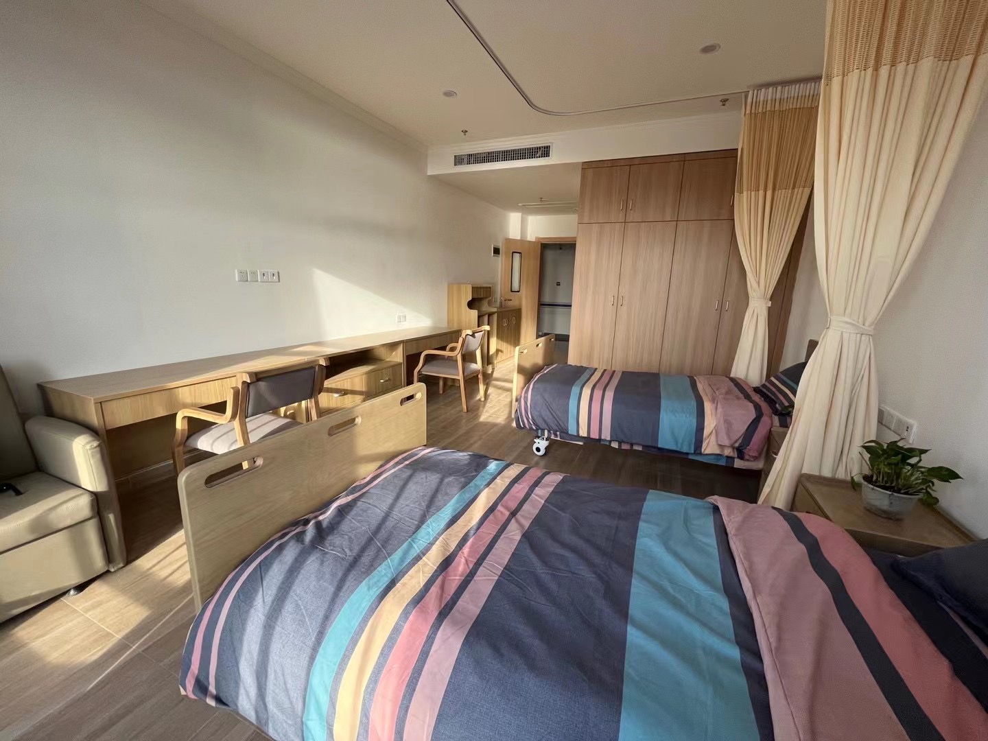 20230314_115517555_iOS